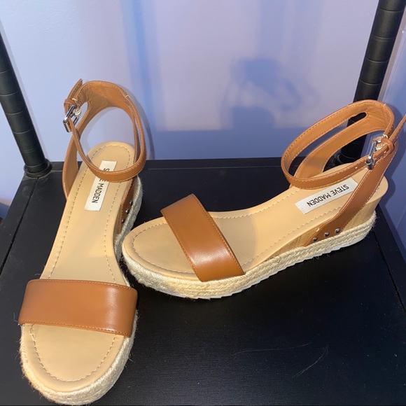 Steve Madden Wedges - Picture 2 of 4